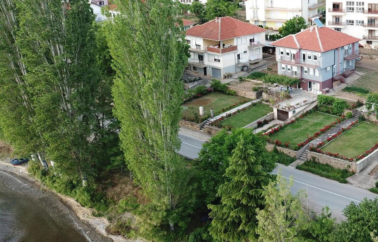 Ajkoski Apartments Peštani エクステリア 写真