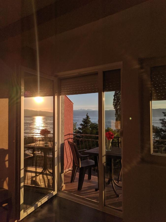 Ajkoski Apartments Peštani エクステリア 写真