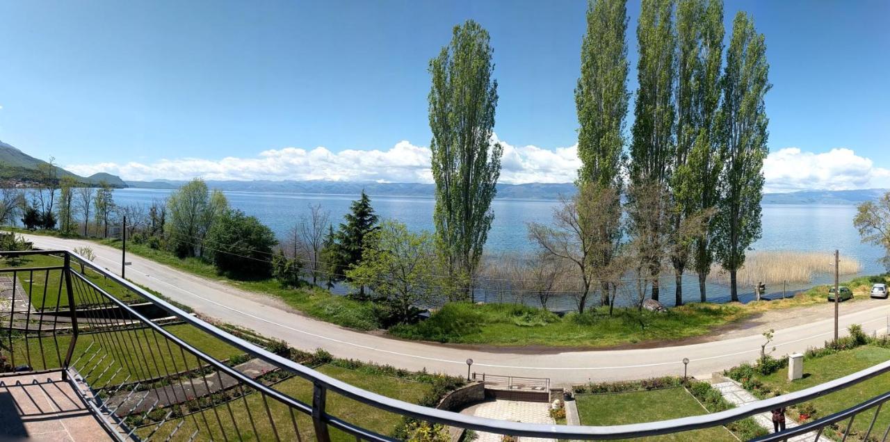 Ajkoski Apartments Peštani エクステリア 写真
