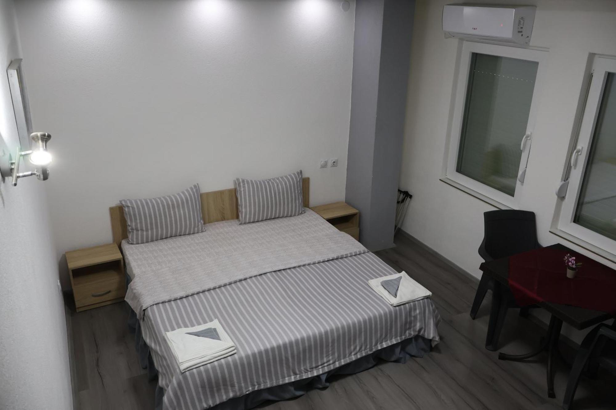 Ajkoski Apartments Peštani エクステリア 写真